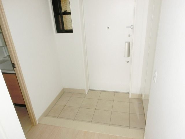 玄関　★別部屋参考写真です★