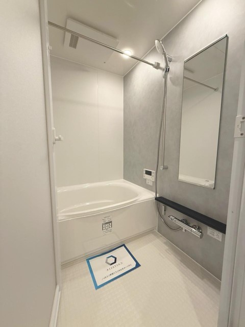 バス・シャワールーム　※別部屋参考写真
