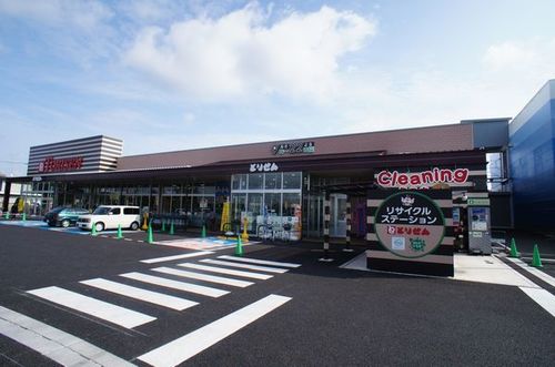 スーパー　とりせん小堤店（スーパー）まで1000m