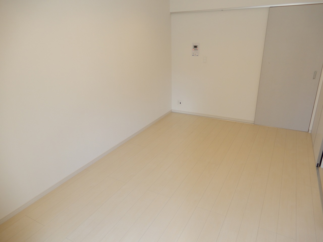 その他部屋・スペース　広々とした洋室