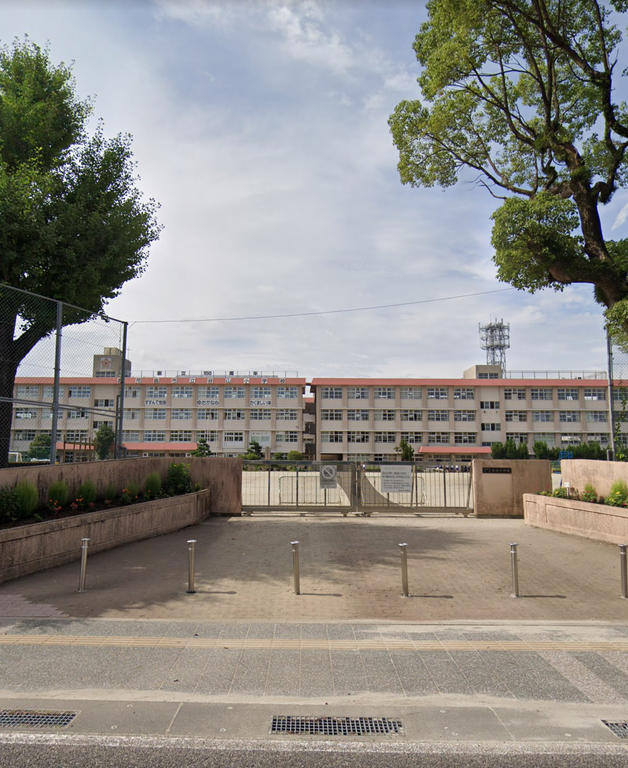 小学校　鹿児島市立谷山小学校（小学校）まで1002m