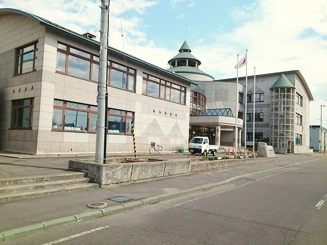 小学校　名寄市立西小学校（小学校）まで1000m