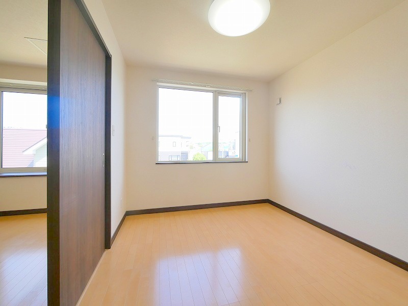 その他部屋・スペース　ベッドルームも広くて使いやすい♪