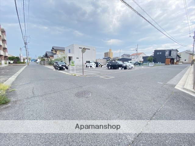 その他　前面道路（その他）まで0m