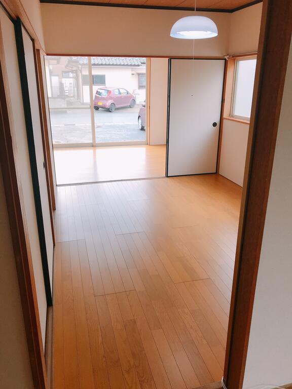 コーポみどりの居間写真