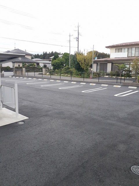 【那須塩原市三島のアパートの駐車場】