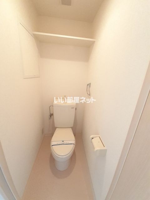 【貝塚市澤のアパートのトイレ】
