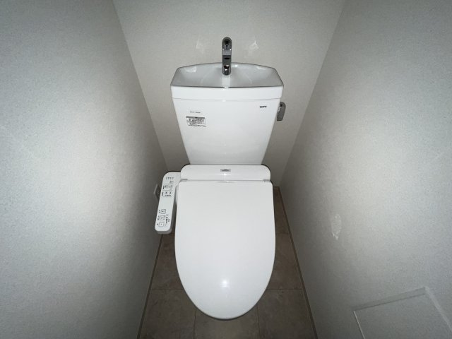 【ファステート神戸コンチェールのトイレ】