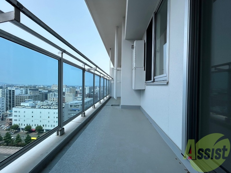 バルコニー　バルコニーが付いていますので一息ついてみてはいかがですか。