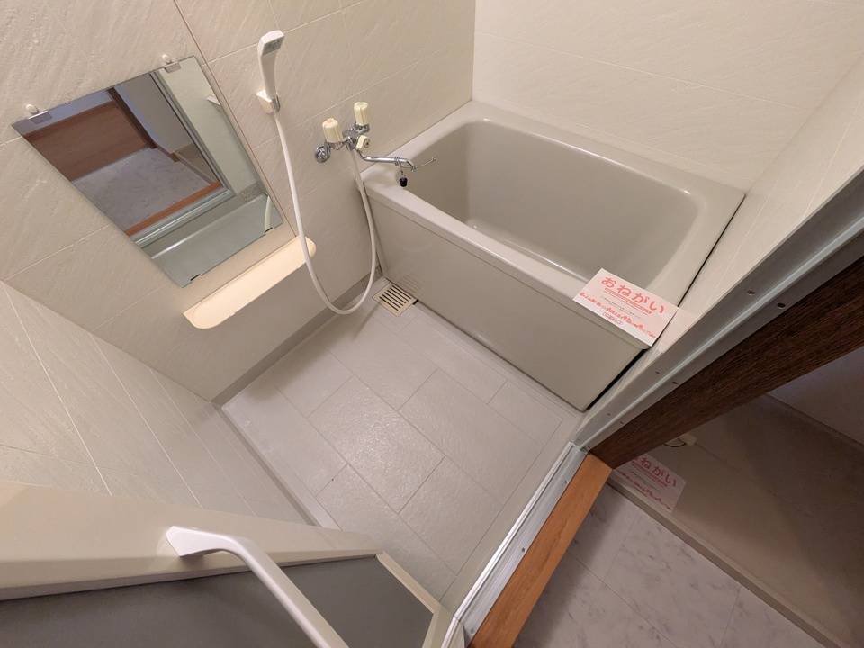 バス・シャワールーム　浴室