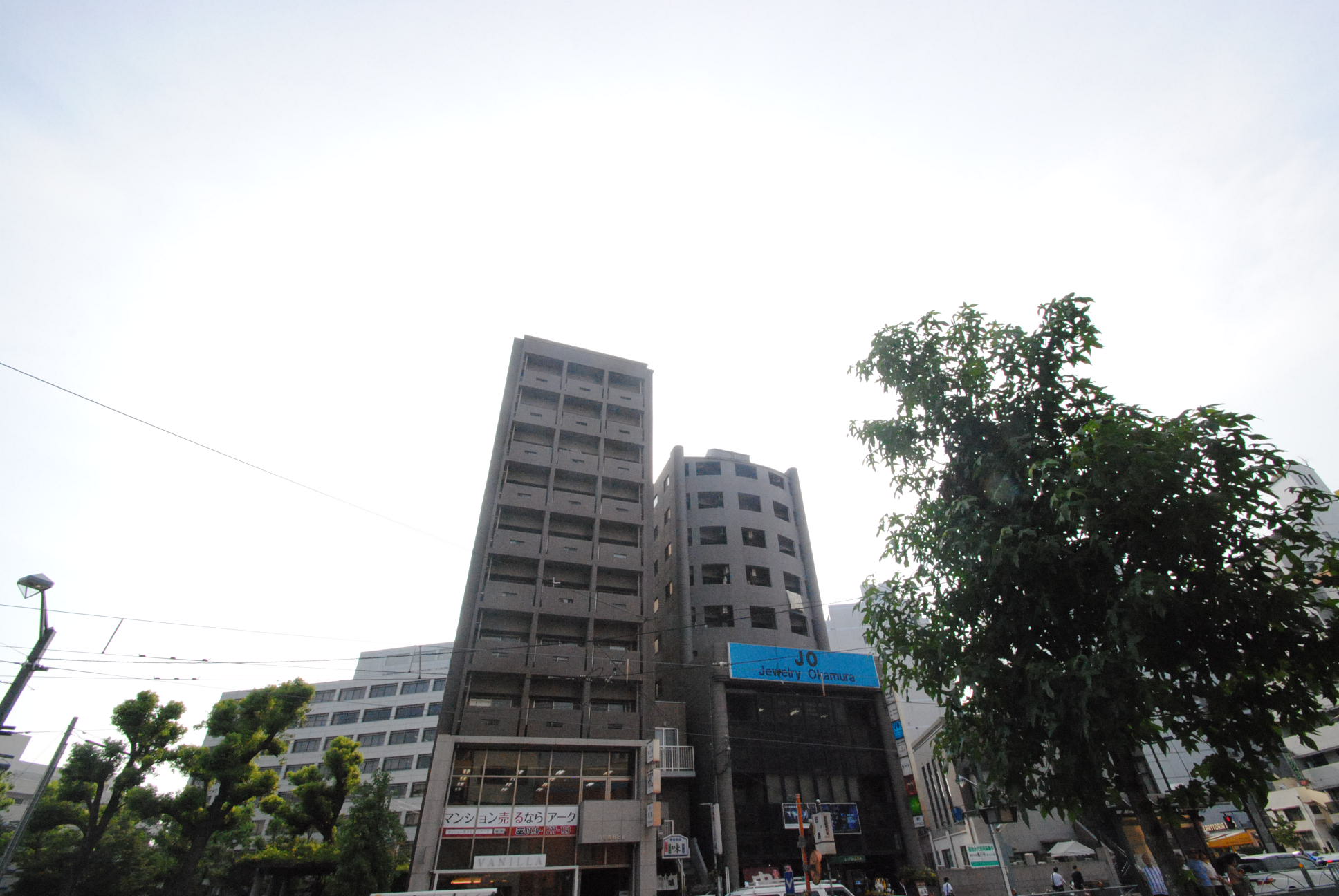 建物外観　白島電亭の目の前