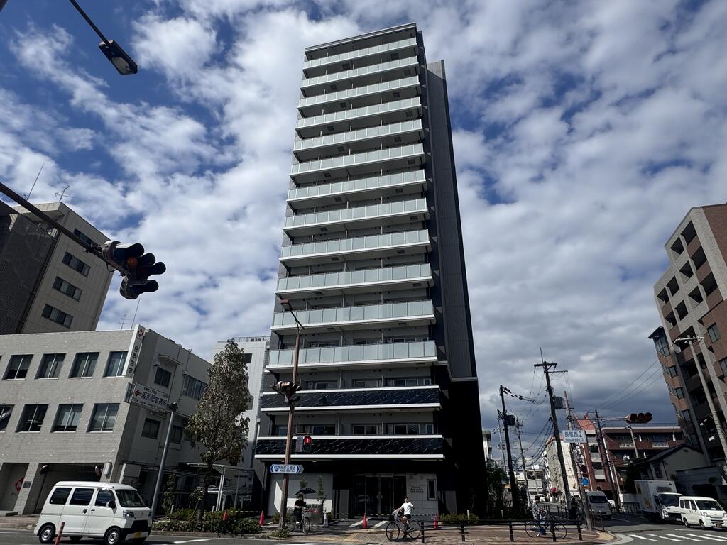 【エスリード長居公園PARK AVENUEの建物外観】