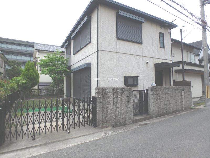 呉川町戸建の建物外観