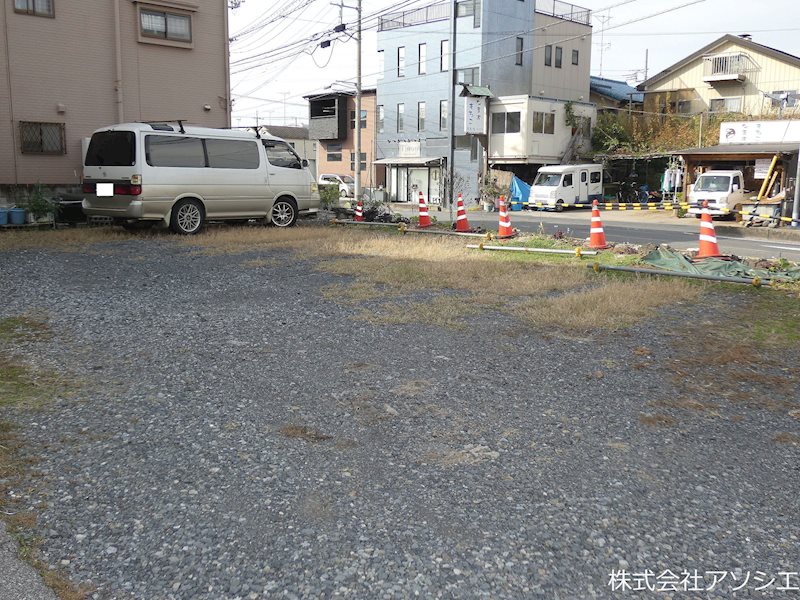 【渋谷荘の駐車場】