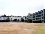 中学校　神戸市立西代中学校（中学校）まで788m