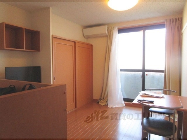 居室・リビング　洋室