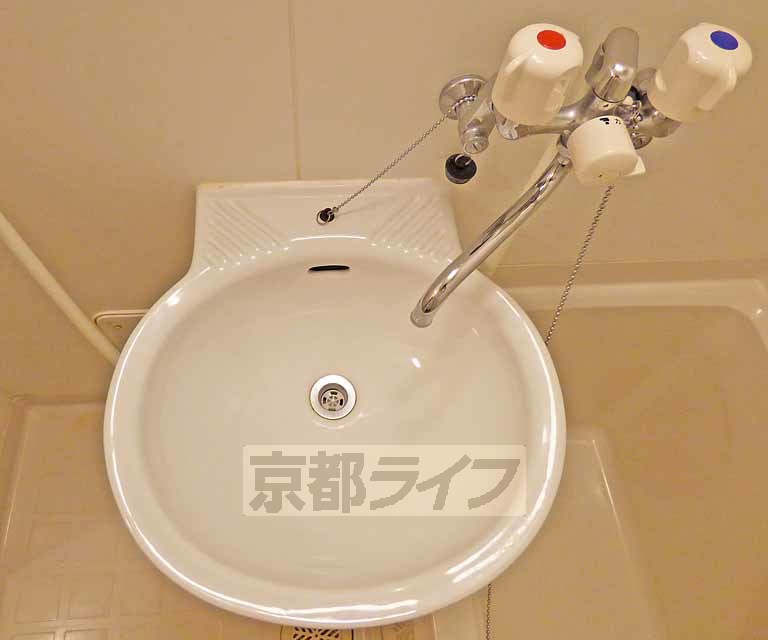 洗面設備　歯磨きはこちらで