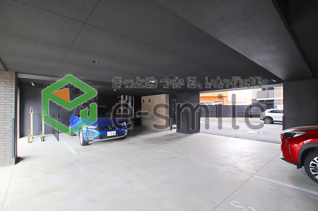 駐車場　駐車スペースもあります