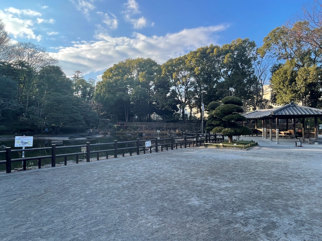 【品川区戸越のマンションの公園】