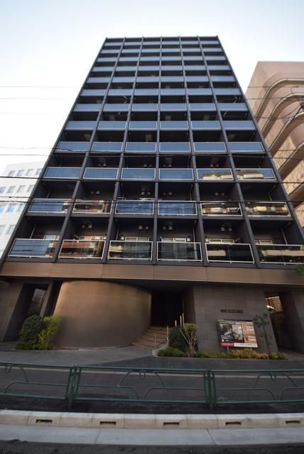 【江東区冬木のマンションの建物外観】