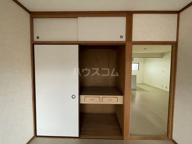 【青山マンションの収納】