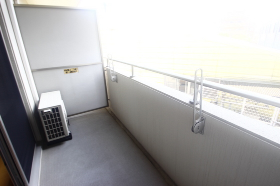バルコニー　※別部屋の写真です