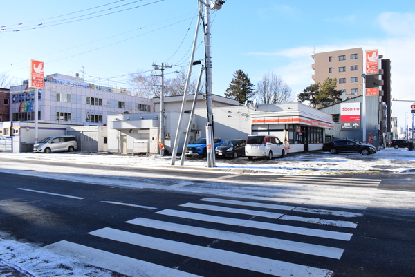 コンビニ　セイコーマートほんま店（コンビニ）まで227m