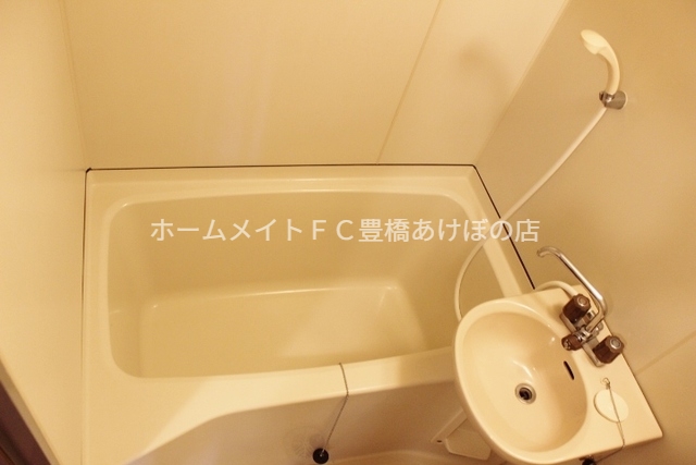 バス・シャワールーム　同型別部屋写真