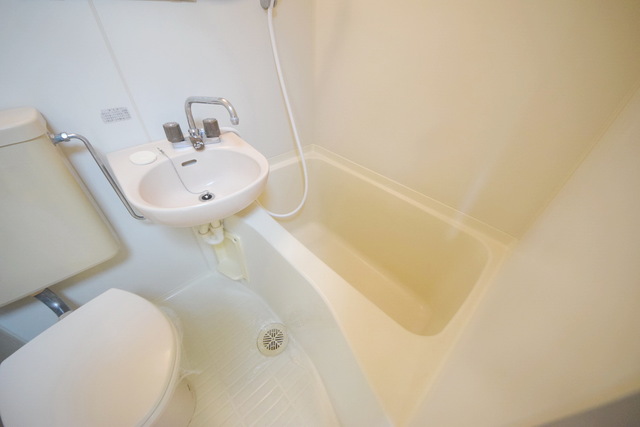 バス・シャワールーム　～疲れを癒そう～