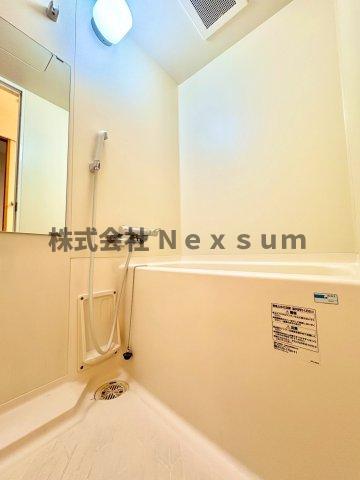 バス・シャワールーム　お風呂です