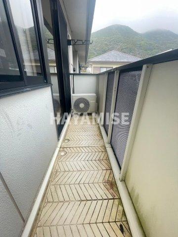 バルコニー　※同物件反転タイプの写真でございます※現況を優先します※