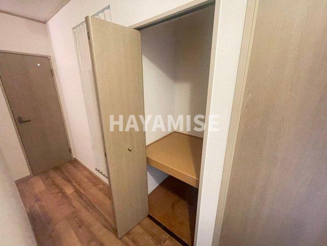 収納　※同物件反転タイプの写真でございます※現況を優先します※