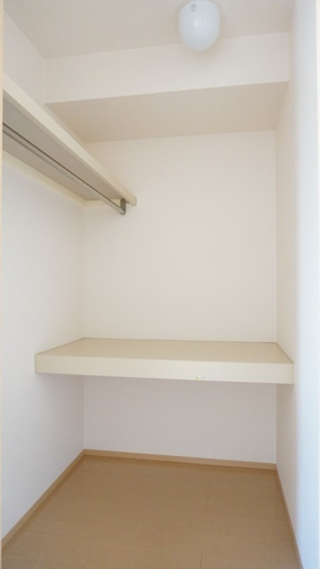 収納　図面と現状に相違がある場合には現状を優先