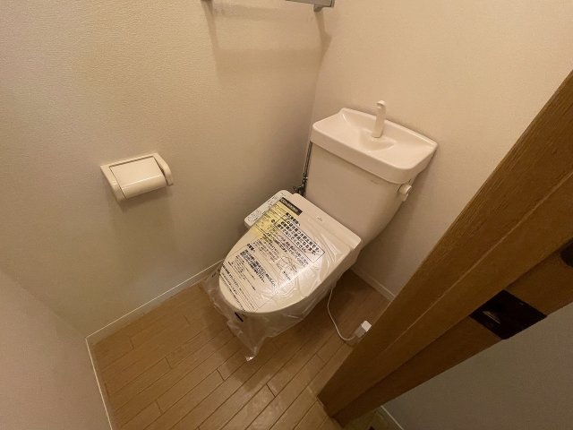 トイレ　落ち着いたトイレです