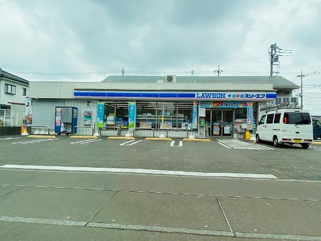 コンビニ　ローソン・スリーエフ日野下田店（コンビニ）まで61m