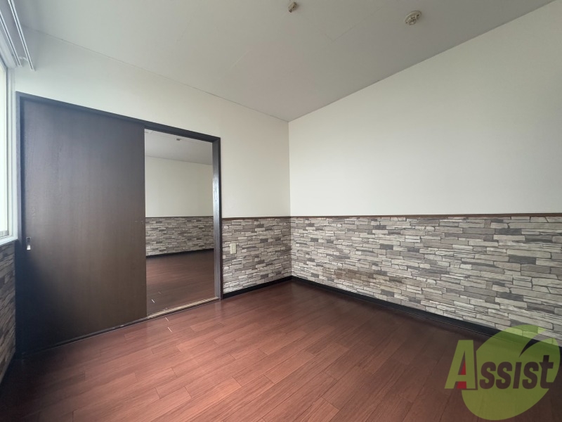 その他部屋・スペース　寝室です。部屋をどう使うかはあなた次第です！