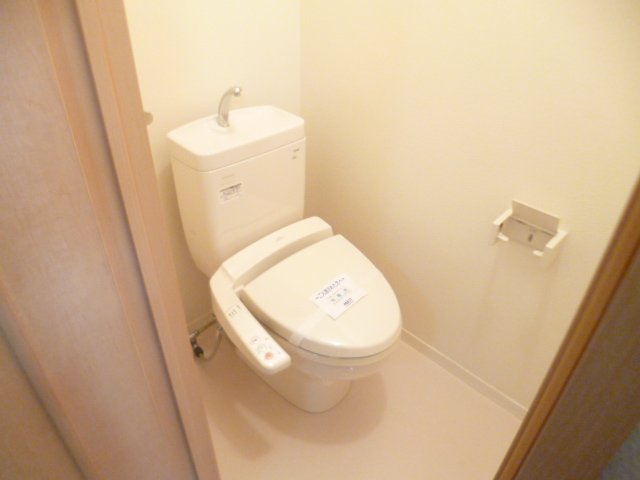 トイレ　同物件別号室