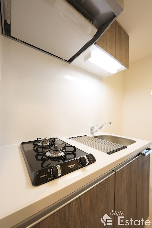 キッチン　システムキッチン（ガス2口）