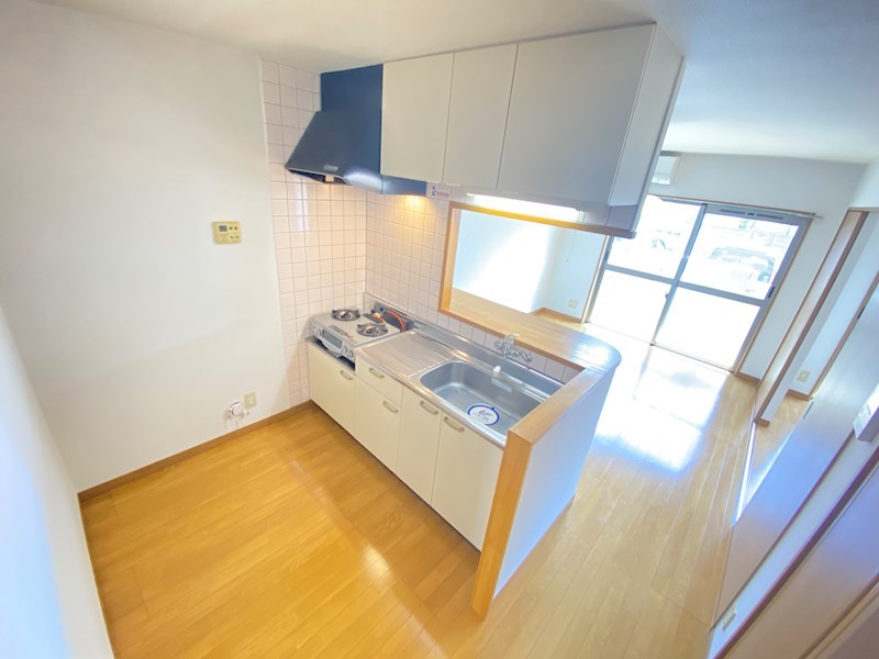 キッチン　ガスコンロはつきません