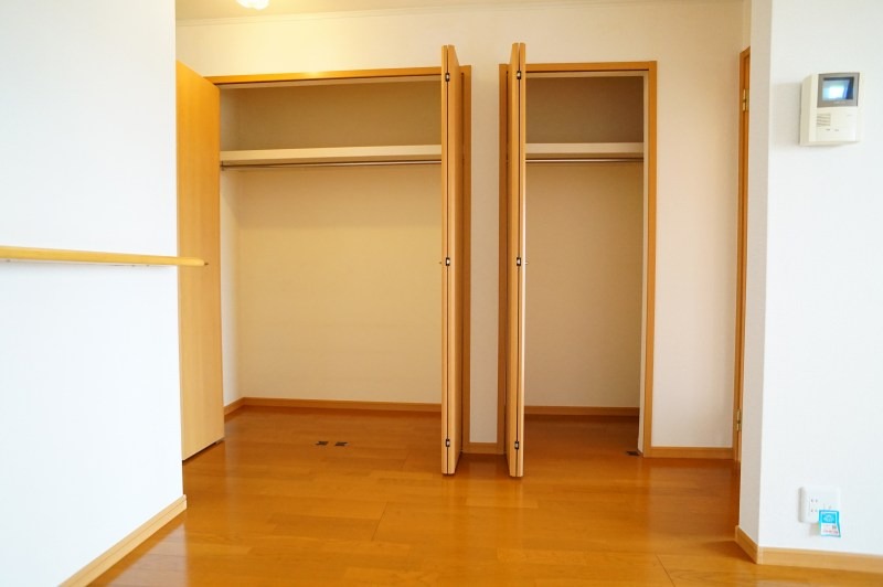 収納　図面と現状に相違がある場合には現状を優先