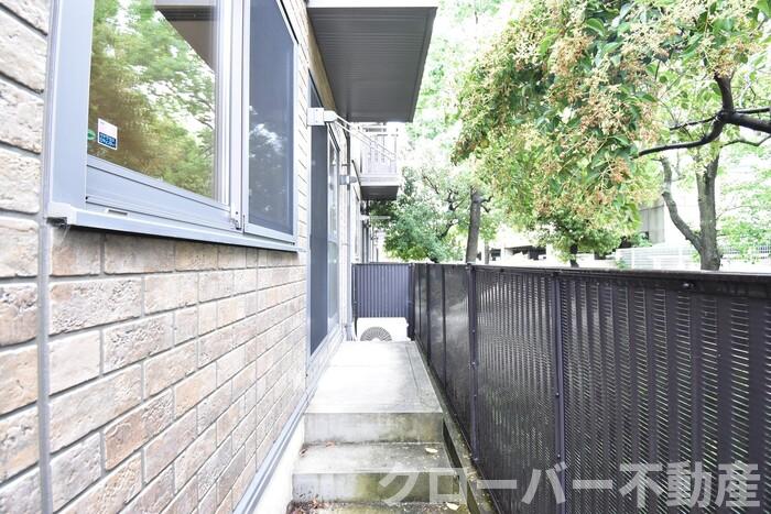 バルコニー　バルコニー（1F）