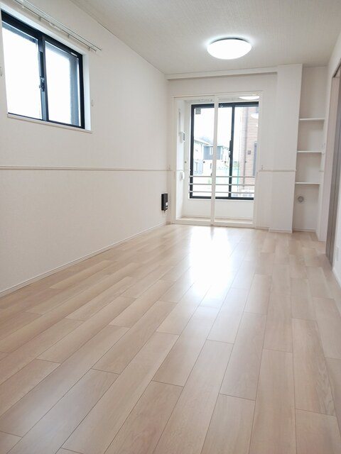 居室・リビング　リビング