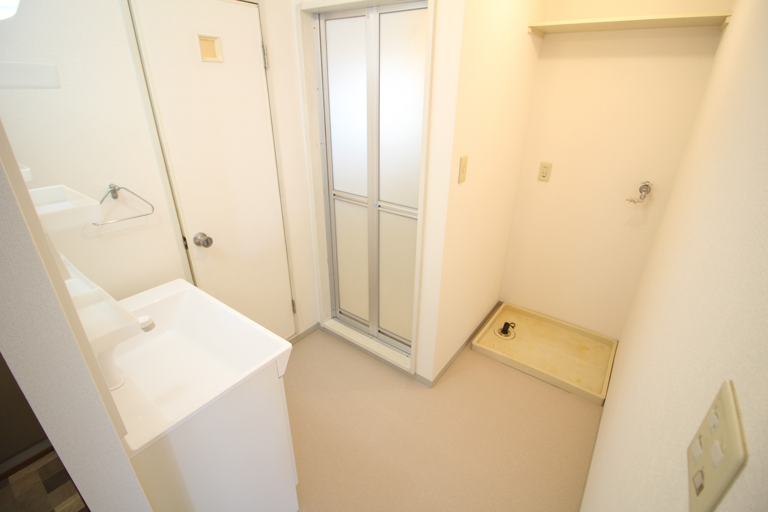 その他　室内洗濯機置き場♪