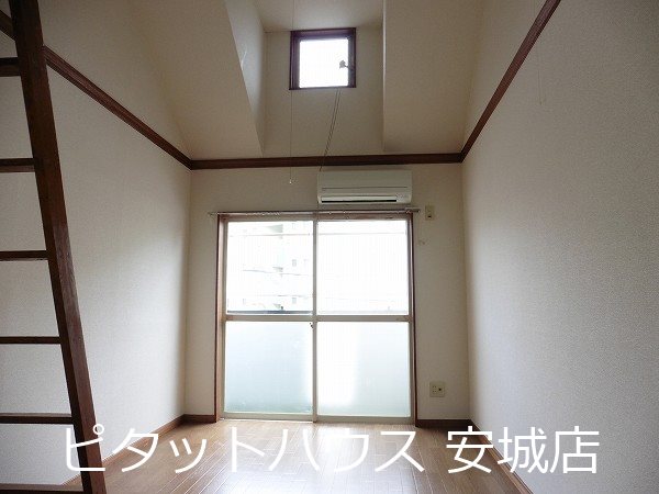 居室・リビング　参考写真