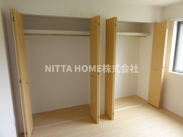 収納　大きな収納スペースです＊