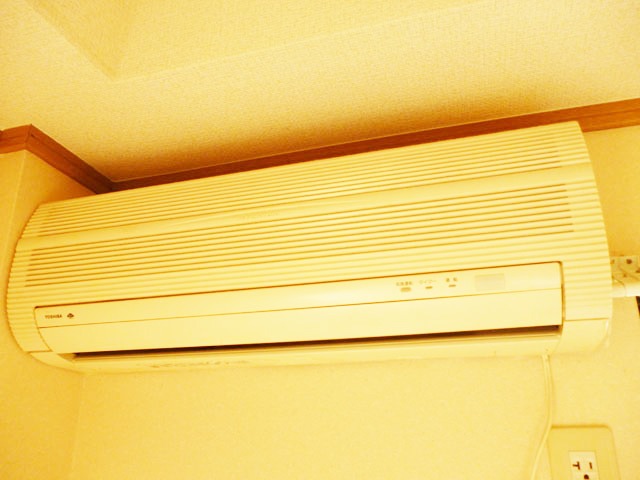 その他設備　エアコン付きで夏も冬も快適です♪