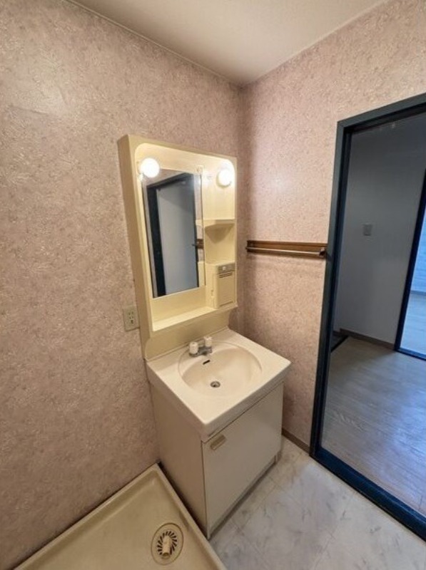 洗面設備　図面と現状に相違がある場合には現状を優先