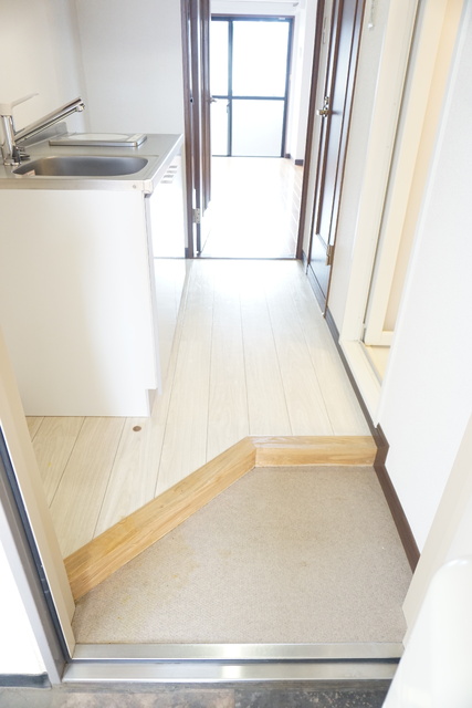 玄関　玄関からみたお部屋の中☆