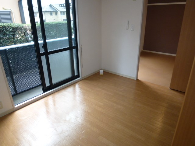 その他部屋・スペース　洋室にはクローゼットも付いています！