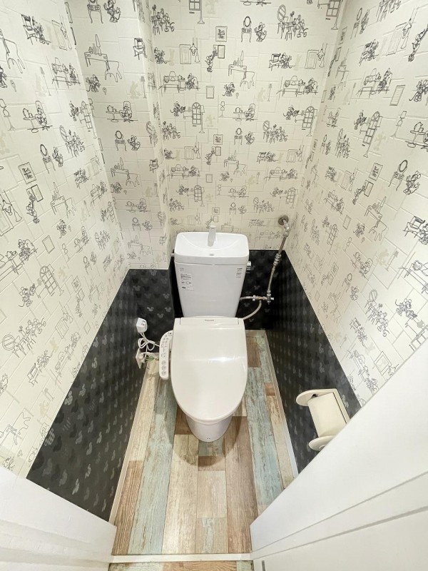 トイレ　トイレ